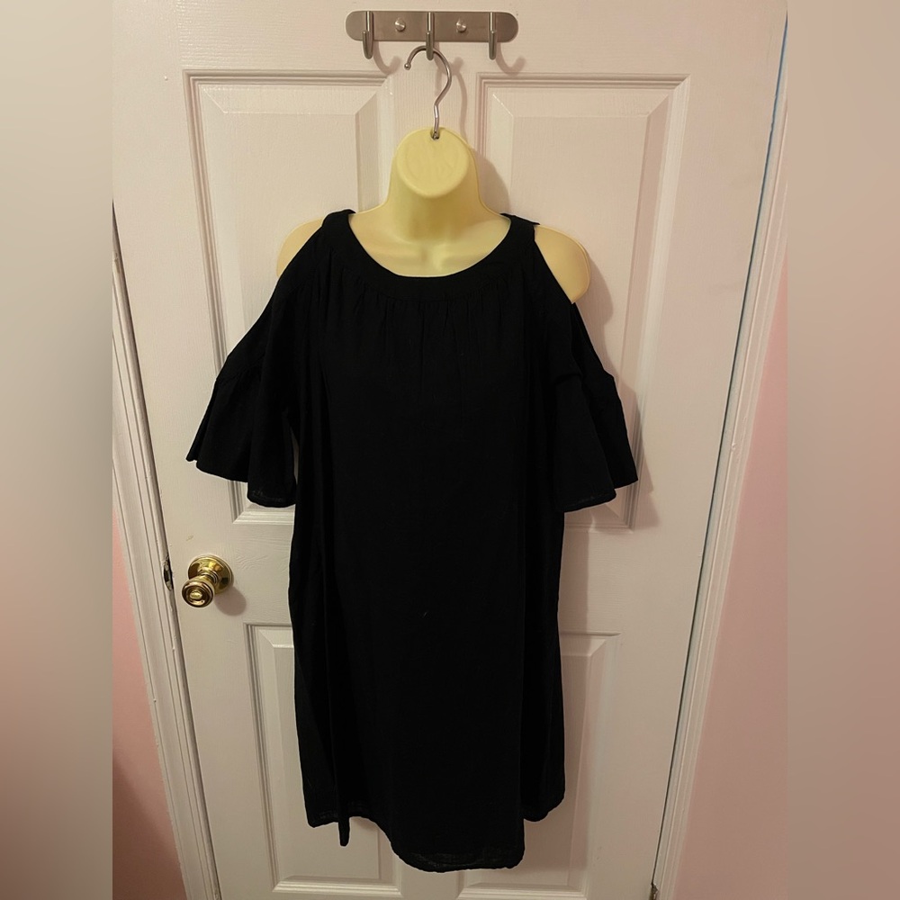 Old Navy Cold Shoulder Black Dress
